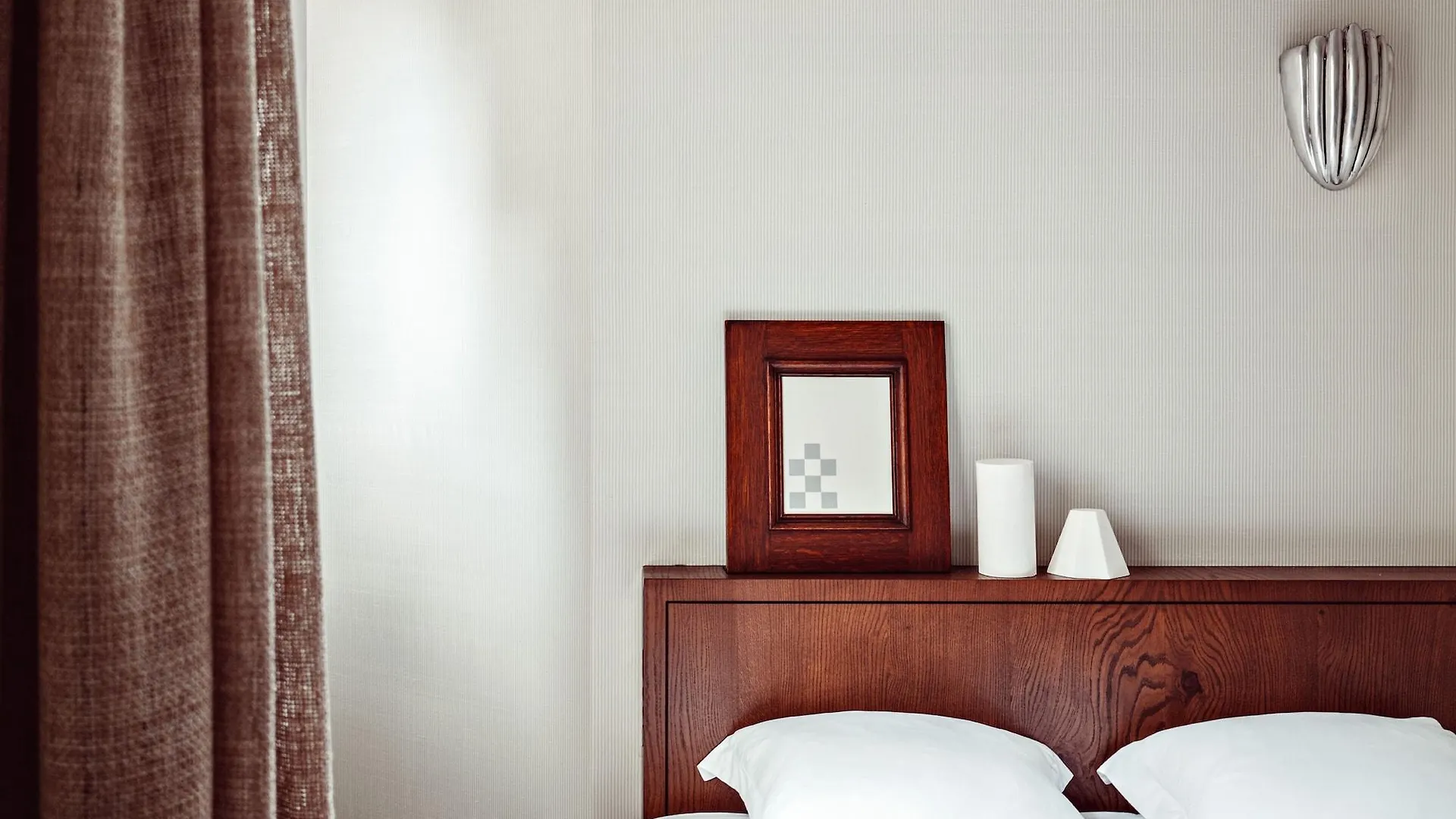 Hotel Des Academies Et Des Arts 4*